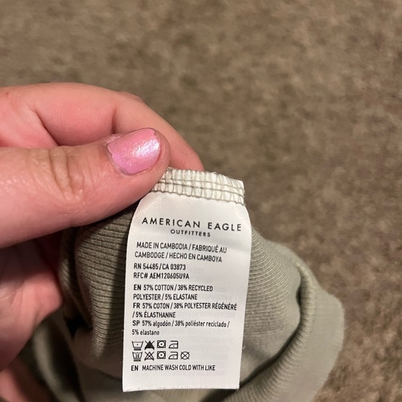 American Eagle Ribbed Tank Top - Picture 4 of 4